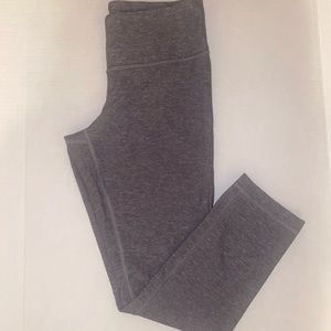 Lululemon cropped grey leggings